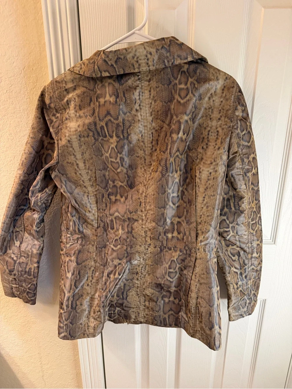 St. John Brown Snake-Print Leather Zip Jacket - Picture 9 of 10